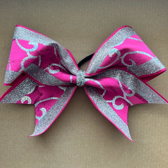 Cheer Bow - Picture 1 of 2